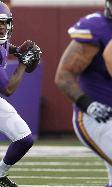 Fans chant 'Teddy,' but Bridgewater not quite NFL ready